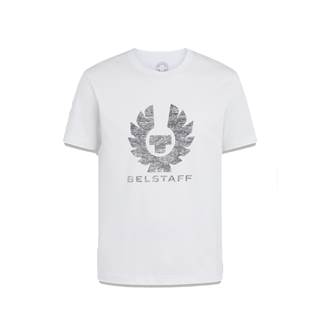 *COTELAND t-shirt in the color white. Cannot be combined with other discounts or promotions. (RRP €70 | Outlet price €46)