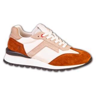 *Men's sneaker H98019 cognac-bianco. Cannot be combined with other discounts or promotions. (RRP €180 | Outlet price €120)
