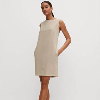 *Dress. Cannot be combined with other discounts or promotions. (RRP €119.99 | Outlet price €83.99)