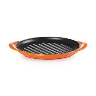 *Round grill plate, cast iron, 25 cm. Cannot be combined with other discounts or promotions. (RRP €109 | Outlet price €76.30)