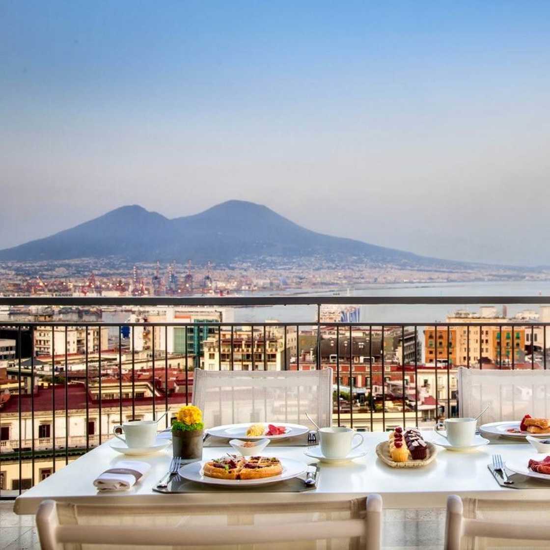 reinassence mediterraneo