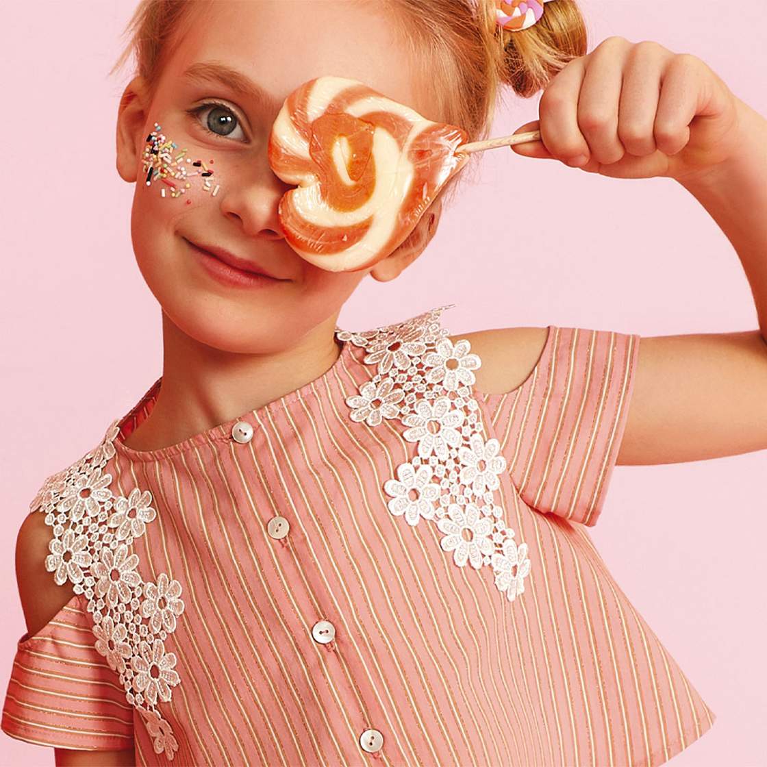 Simonetta baby girl model