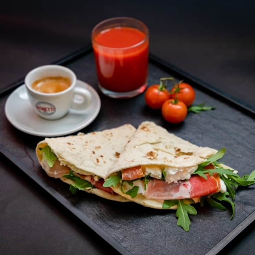 Brand spotlight carousel block 1080x1080 Bonetti 3