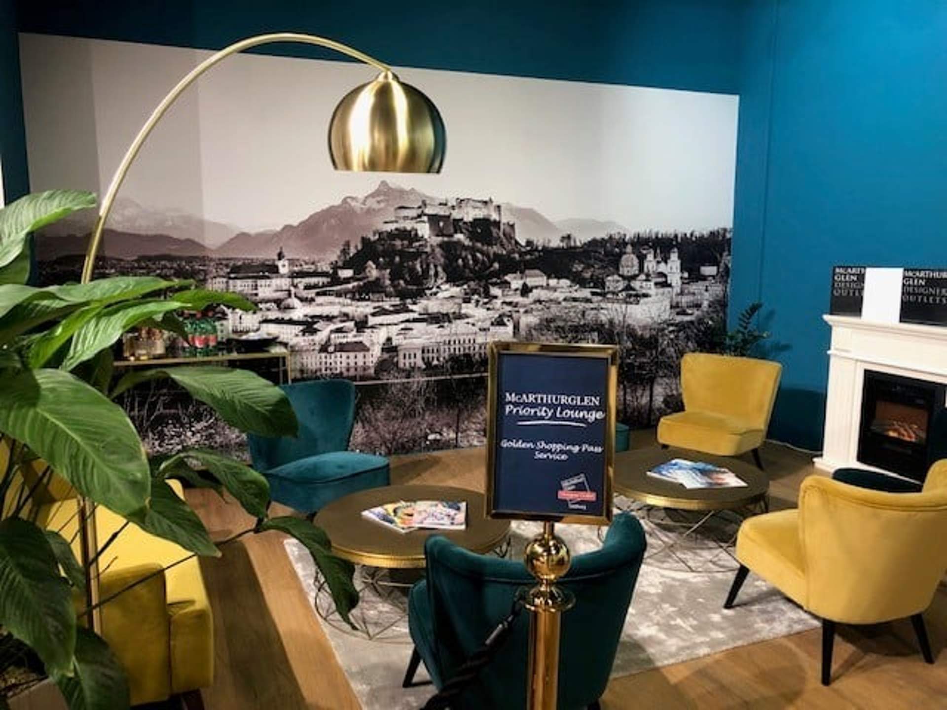 Priority Lounge