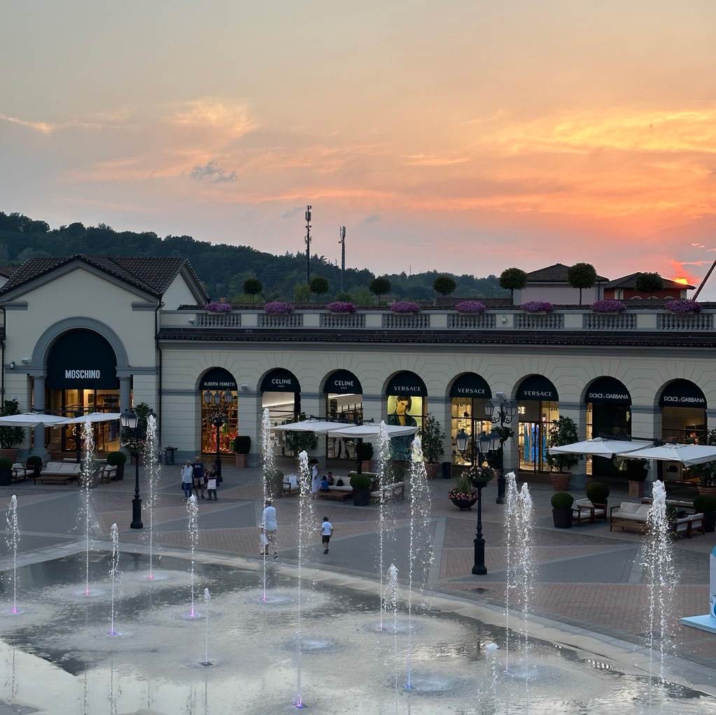 puntata: 03. Fashion Connections with Sara Sozzani Maino.