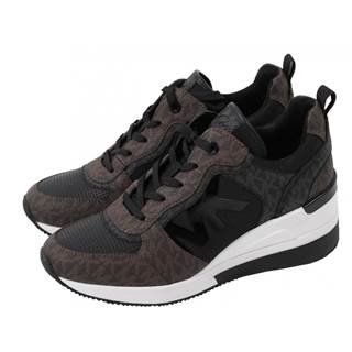 *RRP €275 I Outletprice €179 I Crista Trainer