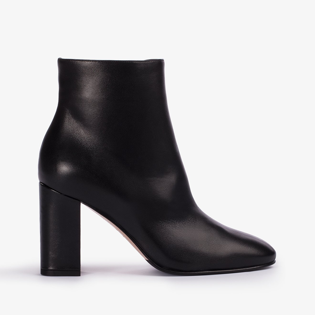 Le silla factory store sale