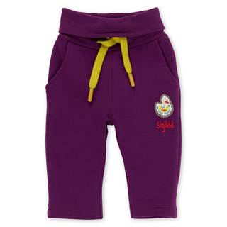 *Sweatpants, sizes 62-98. Cannot be combined with other discounts. (RRP €23.95 | outlet price €23.05)