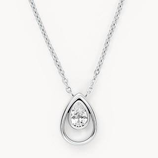 *Women's necklace Elin, silver (RRP €49 | Outlet €34). Only while stocks last. Cannot be combined with other discounts and promotions.