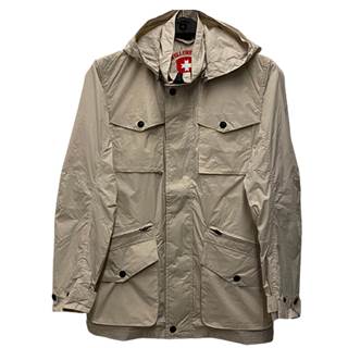 *Men's jacket Atlantis (RRP €299 | Outlet €149.50), light sand. Canot be combined with other discounts and promotions.