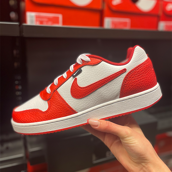 nike outlet cheshire oaks