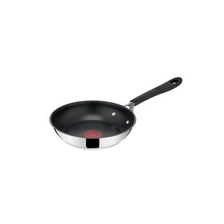 stainless steel with non-stick coating, suitable for all types of stoves (RRP €99.99 I Outlet price €29.90)