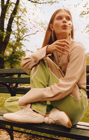 item.ImageAlternativeTextWithFallback