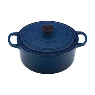 *Cast iron, Tradition, round, 28 cm, in the color Tinte. (RRP €395.00 | Outlet €276.50)