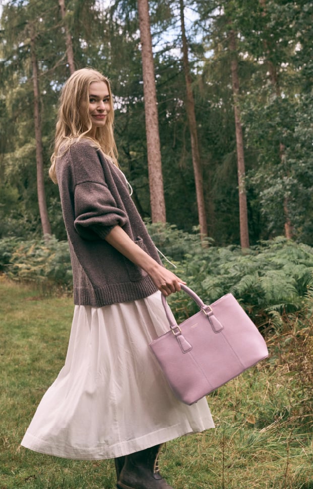 item.ImageAlternativeTextWithFallback