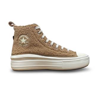 *Move, sherpa champagne (RRP €95 | Outlet €65). Cannot be combined with other discounts or promotions.