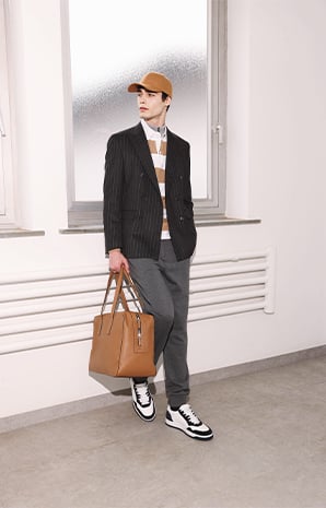 item.ImageAlternativeTextWithFallback