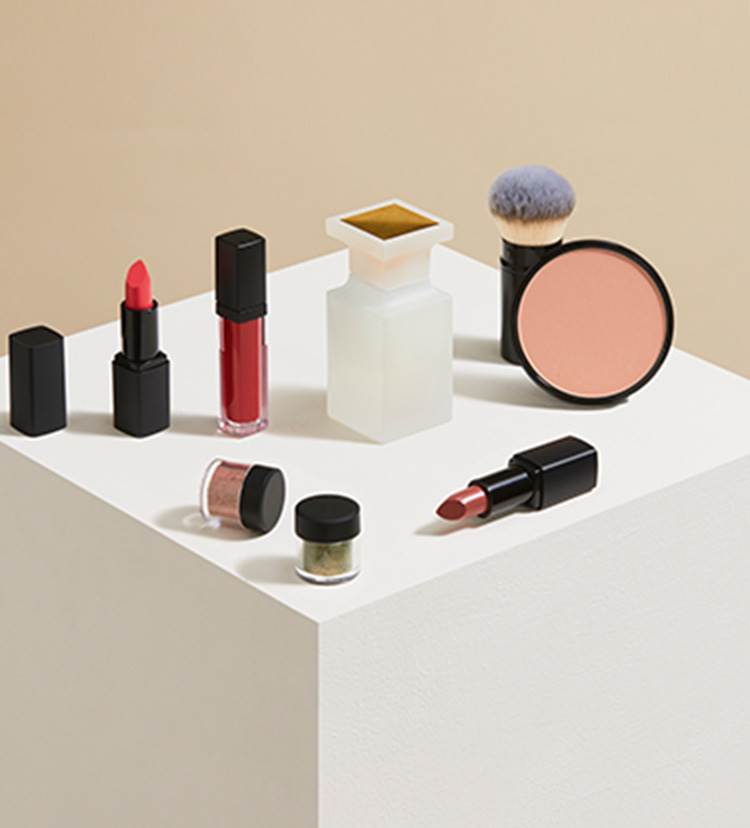 Cosemtics Company - Too Faced