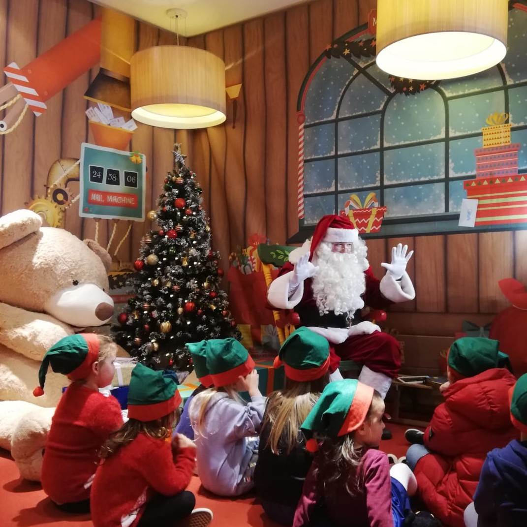 Car Wash at Swindon Designer Outlet