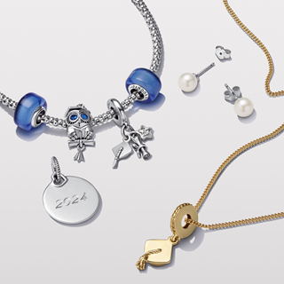 From graduation must-haves to prom staples, take a peek at what's trending at Pandora