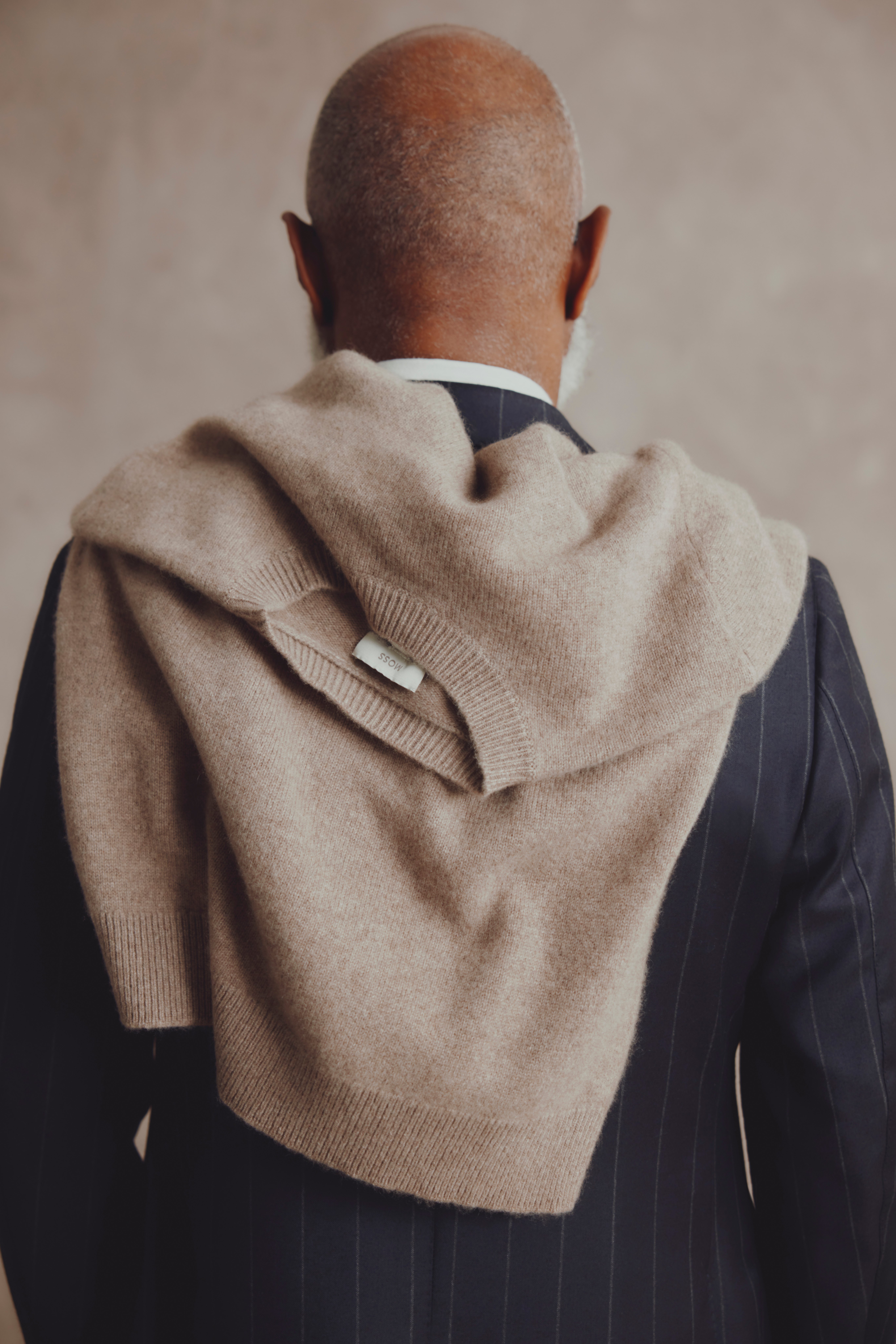 item.ImageAlternativeTextWithFallback