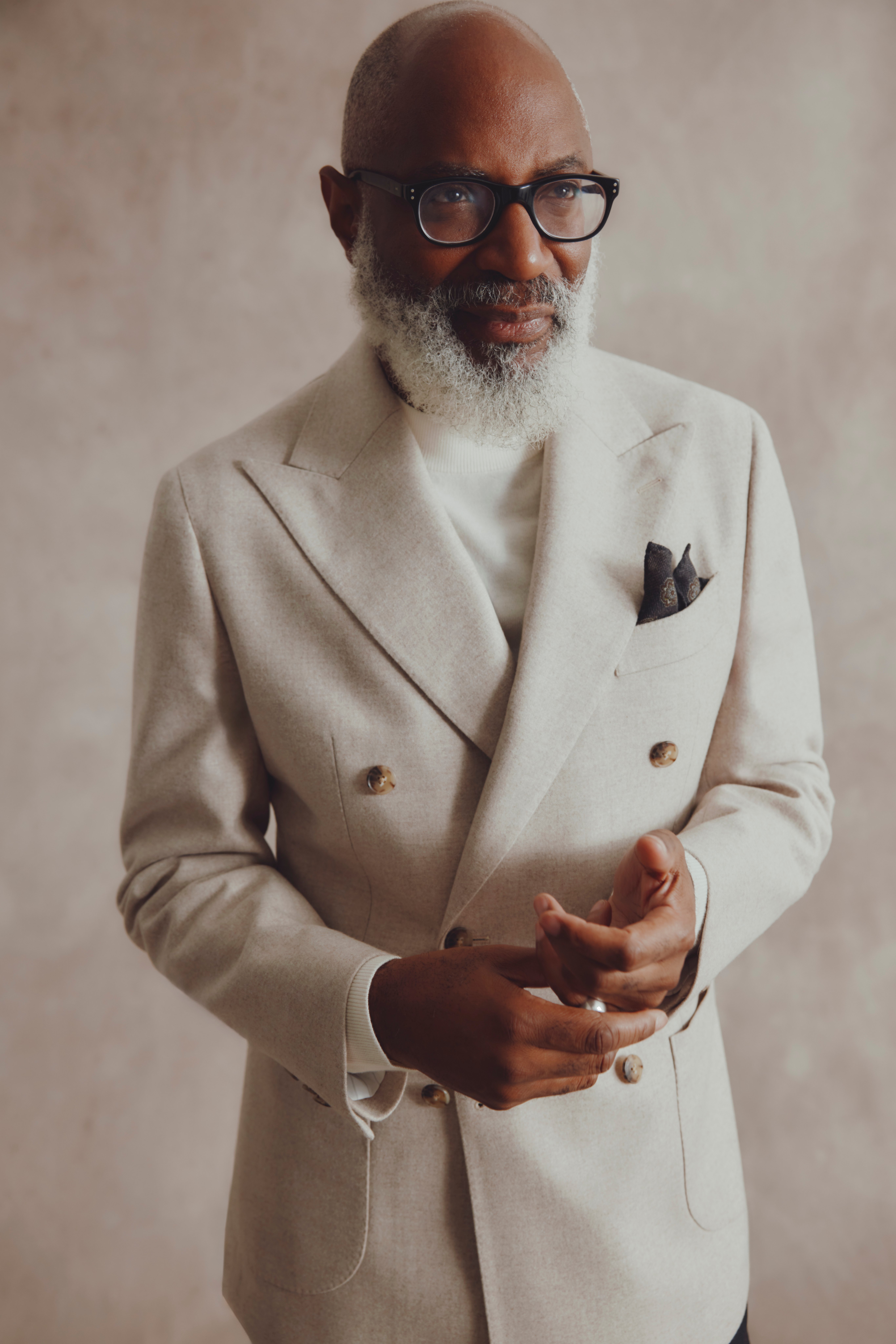 item.ImageAlternativeTextWithFallback