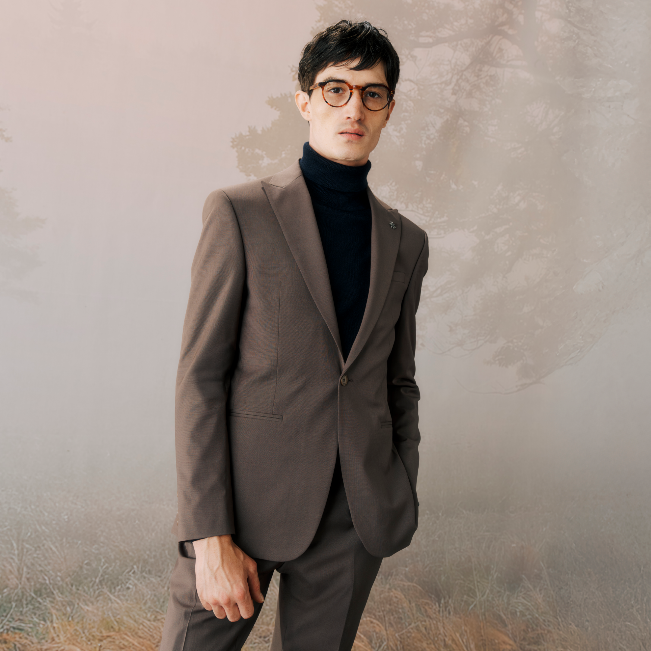 item.ImageAlternativeTextWithFallback