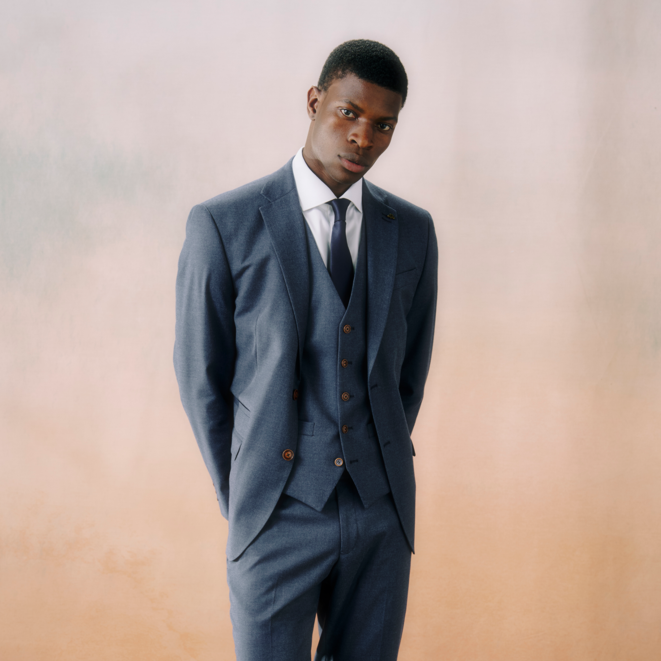 item.ImageAlternativeTextWithFallback