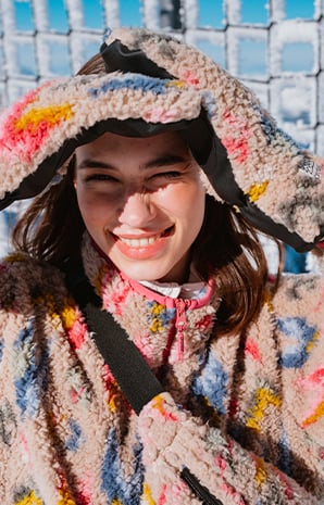 item.ImageAlternativeTextWithFallback