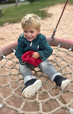 item.ImageAlternativeTextWithFallback