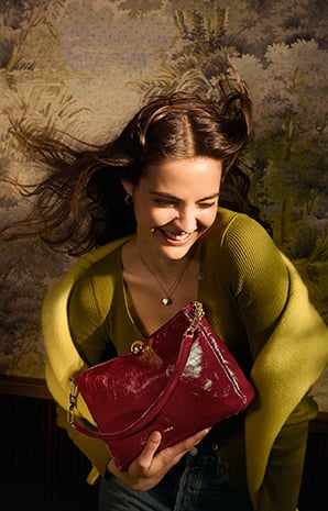 item.ImageAlternativeTextWithFallback