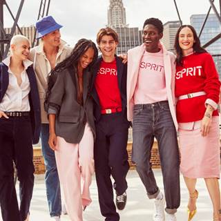 *on all T-Shirts - Polo's - Denim items - valid for members of Esprit Friends (you can directly register in the store and receive the discount)