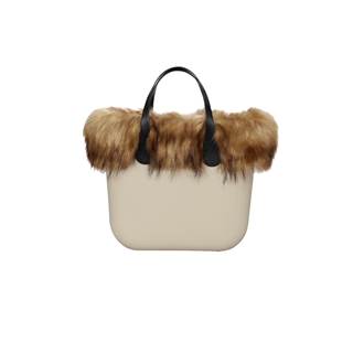 Prix outlet €121 - O bag Classic "Vanilla" avec sac intérieur en toile, fourrure et poignée courte