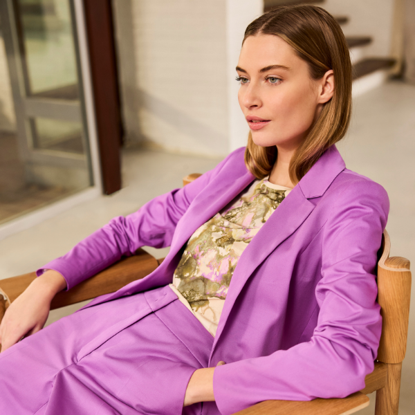 LNS0425 - Claudia Strater - 30%.png