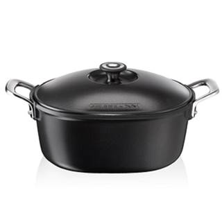 *Tefal Jamie Oliver aluminium stew pot, oval 6.1l  (RRP €164,99 | Outlet €114,90 | Now €45)