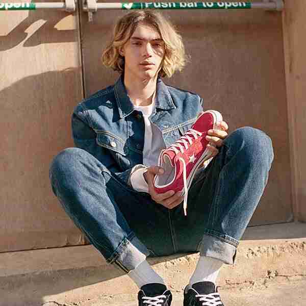 outlet serravalle converse