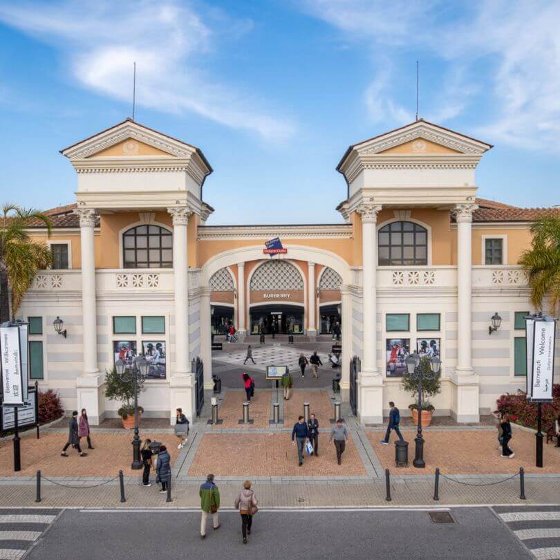 Trainings and Contents